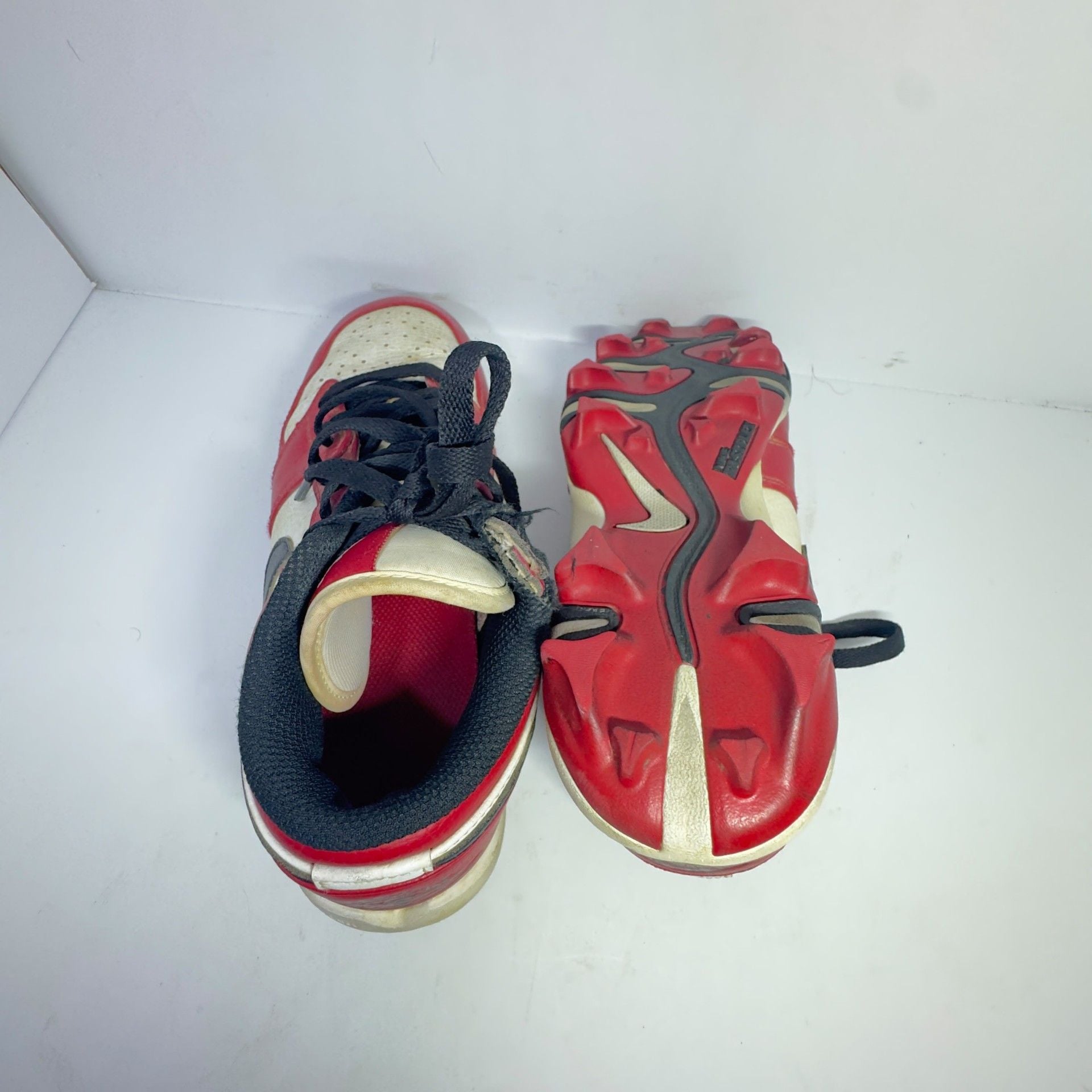Jordan 1 Low Cleat GS Chicago White Red Black 7
