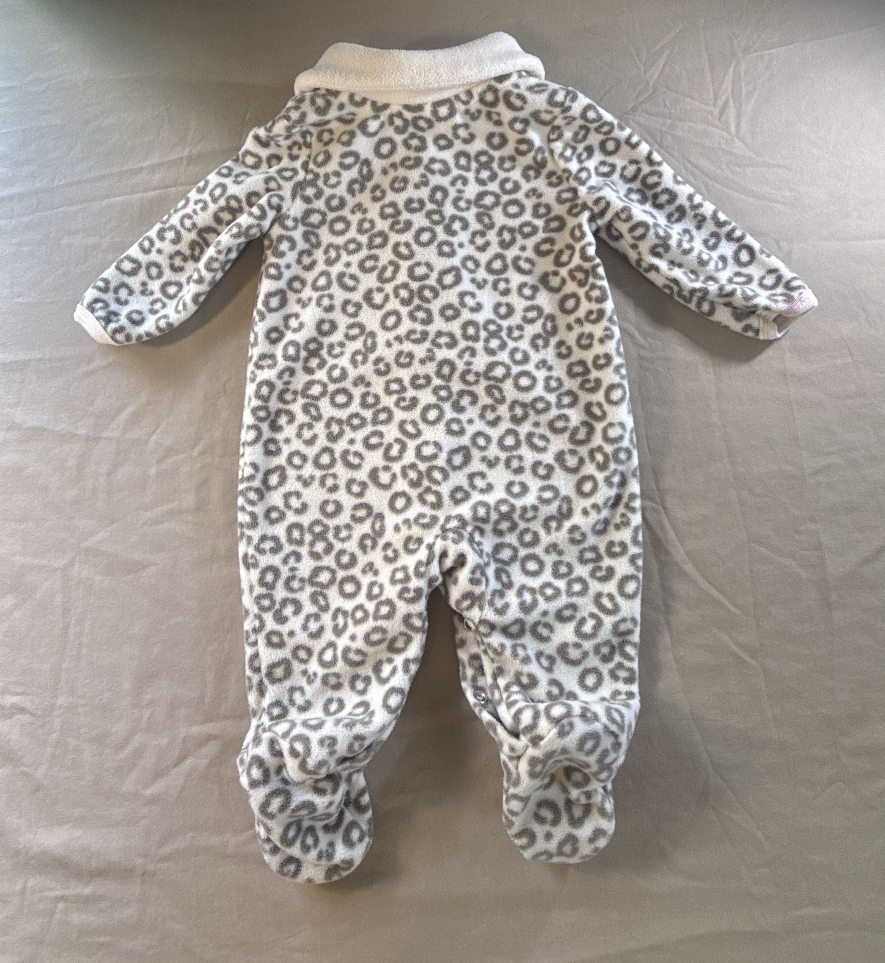 Buster Brown Fleece Footed Romper Size 0-3M Leopard 3