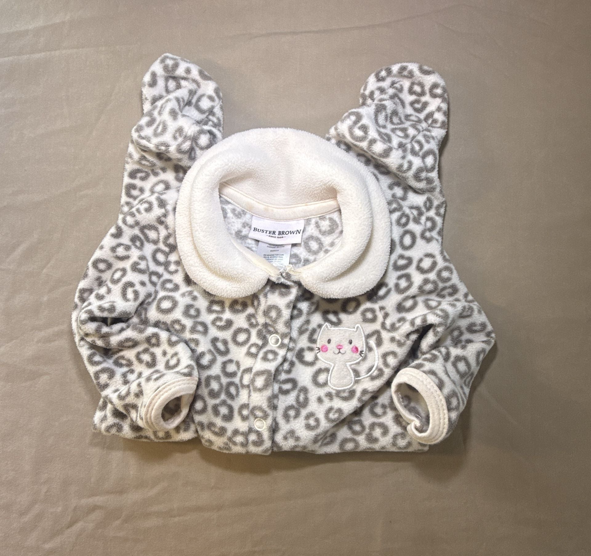 Buster Brown Fleece Footed Romper Size 0-3M Leopard 4