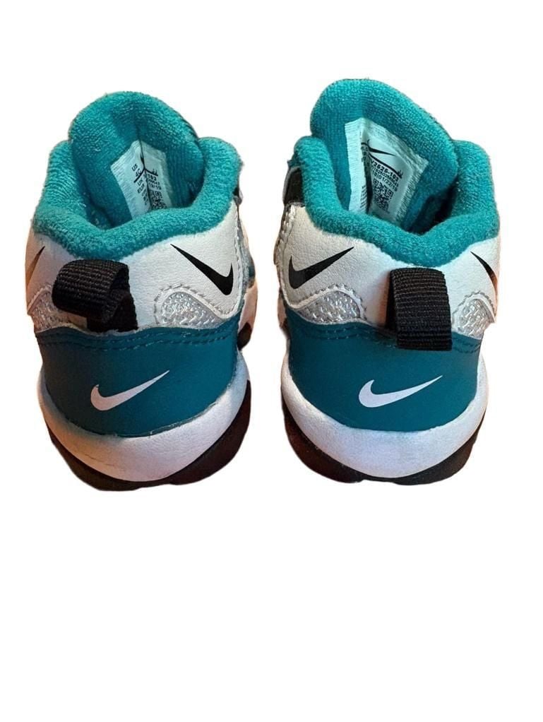 Nike Air Speed Turf Toddler Shoes Size 4C White Teal Black 5