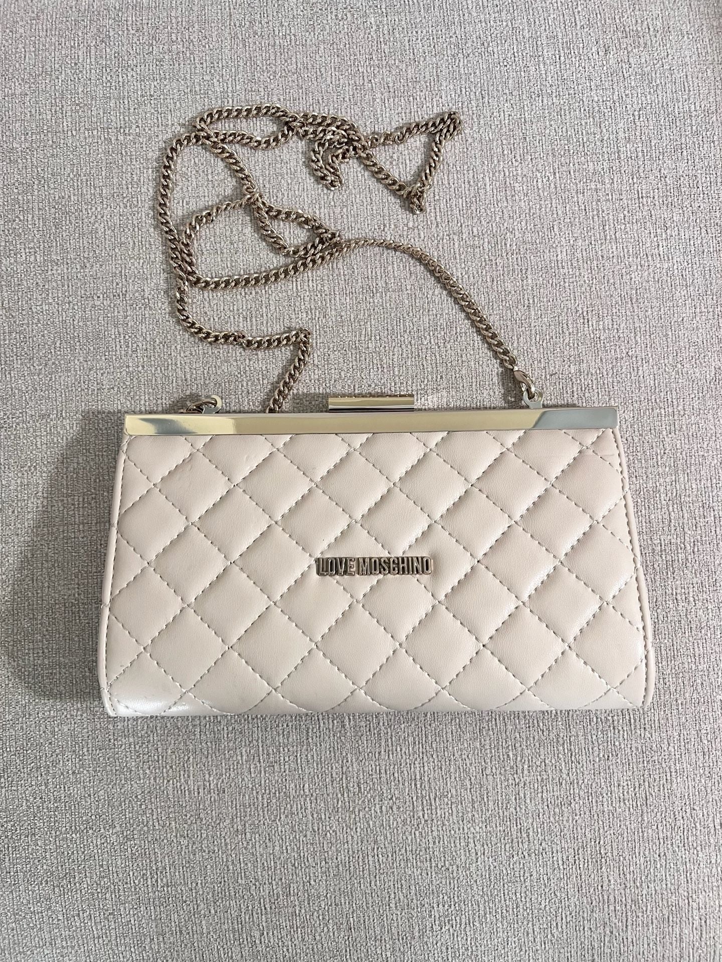 Love Moschino Quilted Clutch Bag Cream Gold Chain 2