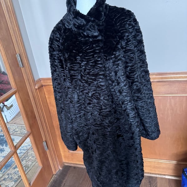 Adrienne Landau Saks Fifth Avenue Black Faux Fur Coat 1X Plus Size Long