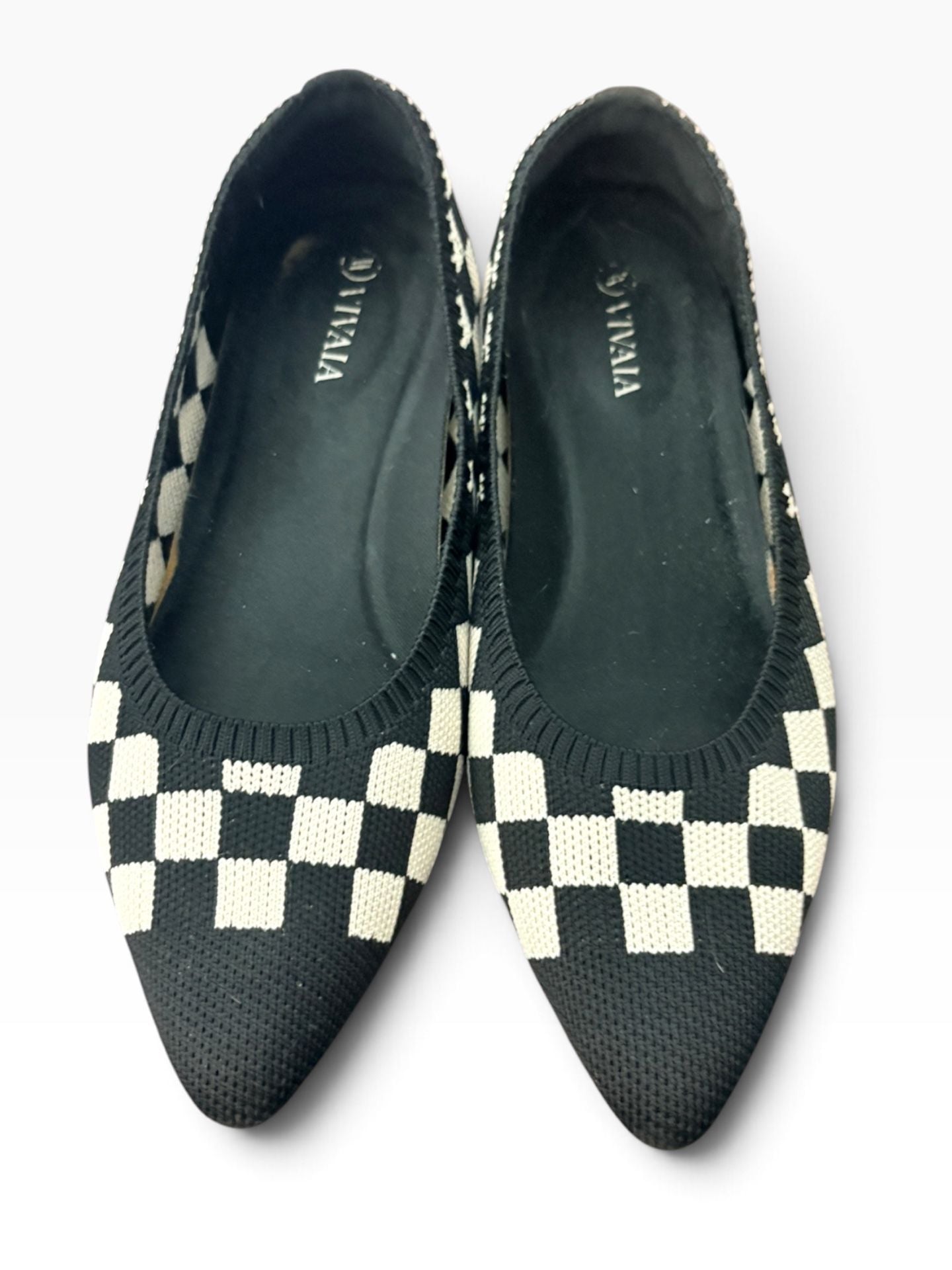 Vivaia Aria 5° Black and White Checkered Pointed-Toe Ballet Flats 2