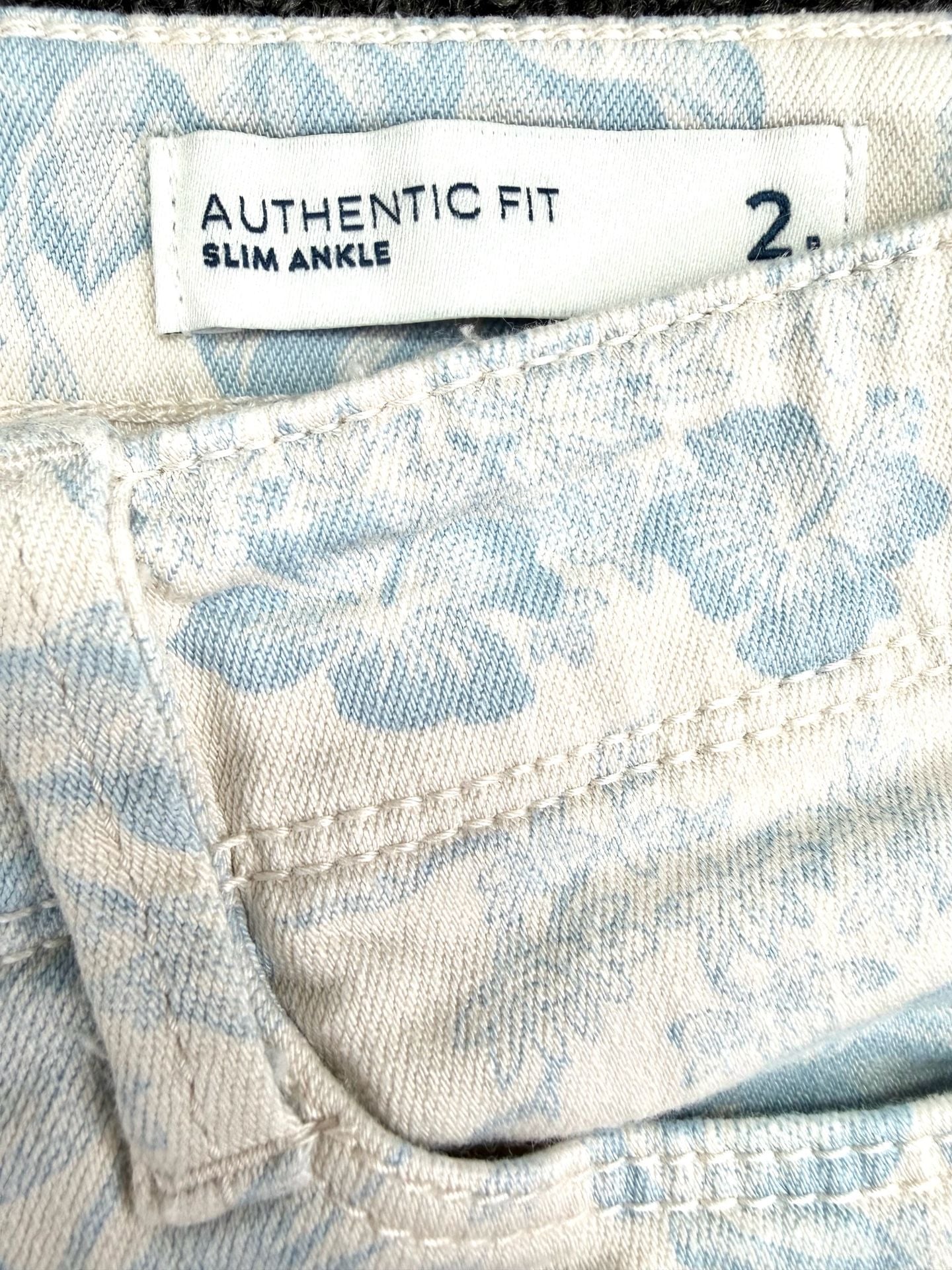 J.Jill Authentic Fit Slim Ankle Jeans Size 2 Blue Tropical Floral Print 7