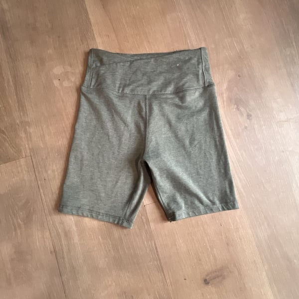 Outdoor Voices Biker Shorts Size S Green Heathered Athletic Workout