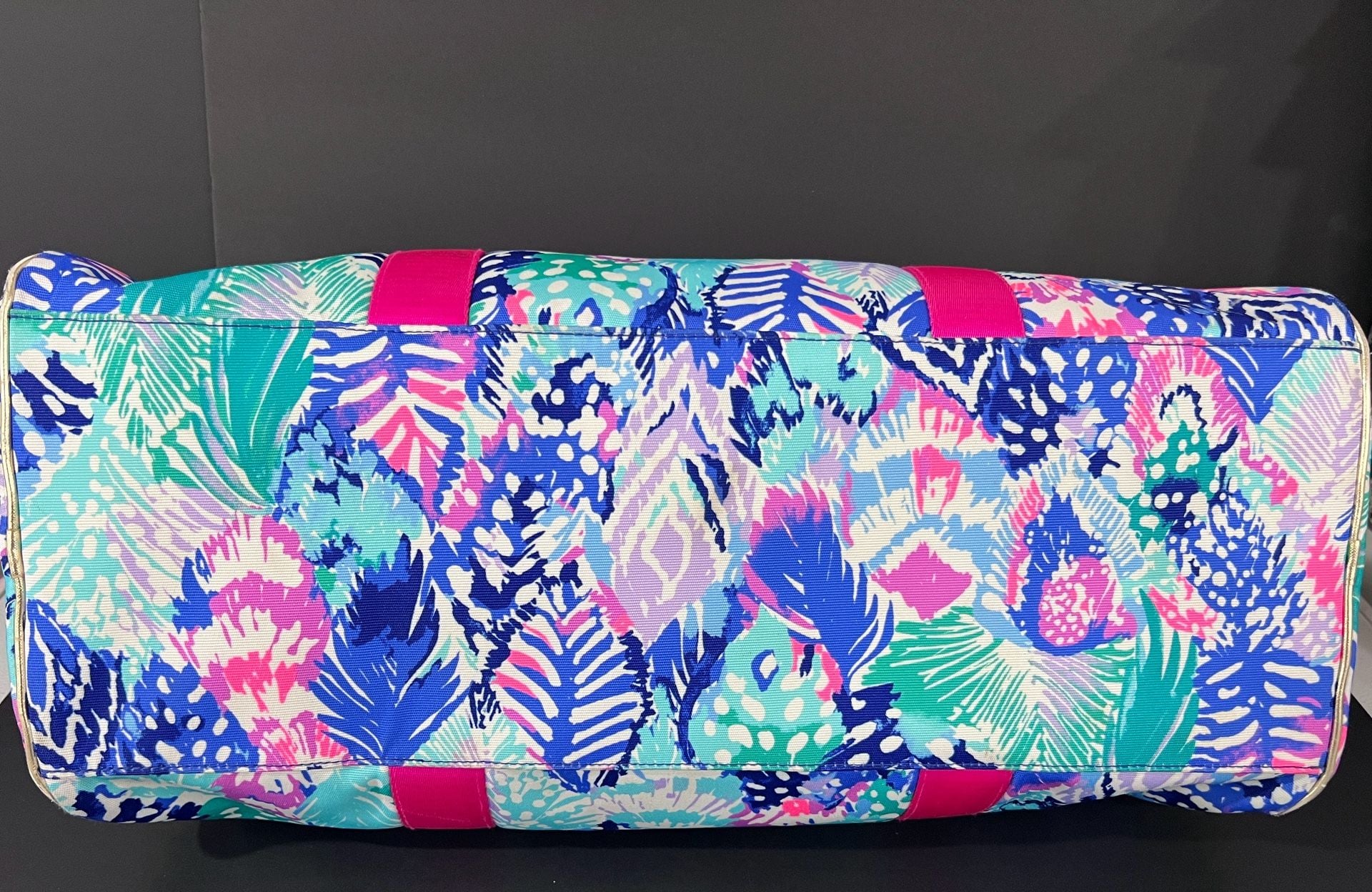 Lilly Pulitzer Duffle Bag Print is "Quill Out" 4