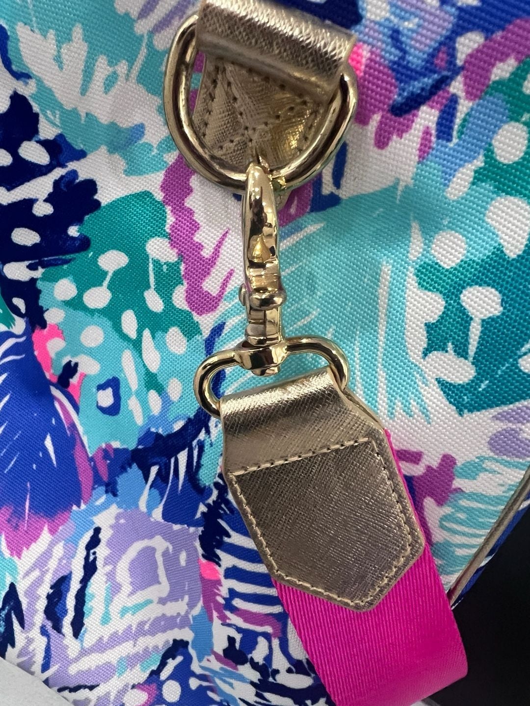 Lilly Pulitzer Duffle Bag Print is "Quill Out" 5