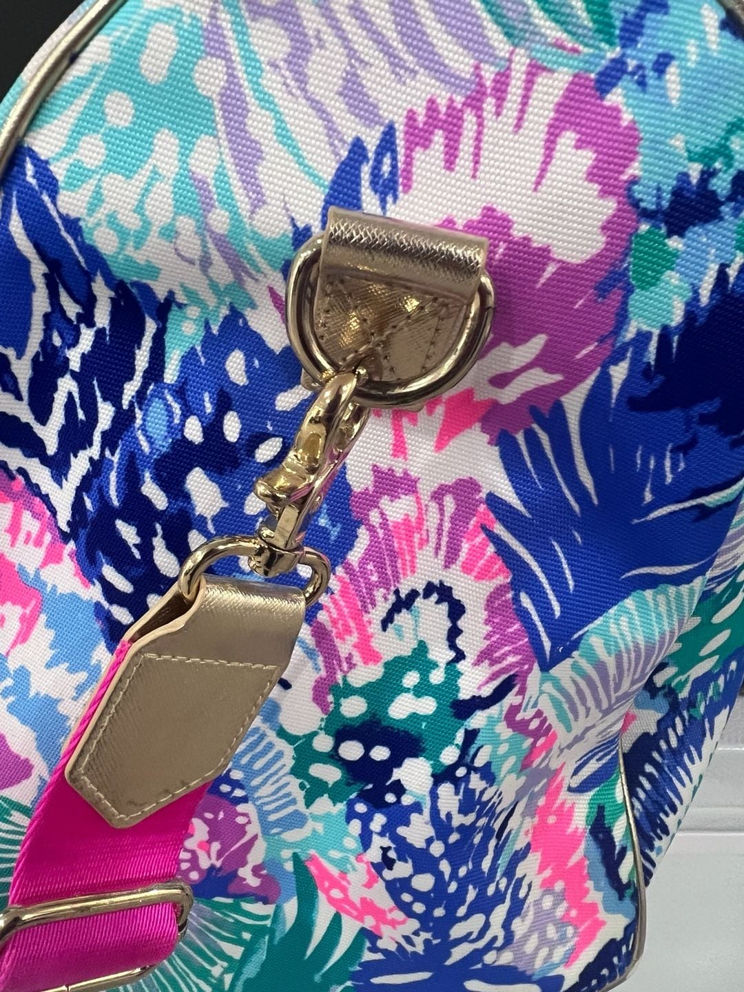 Lilly Pulitzer Duffle Bag Print is "Quill Out" 9