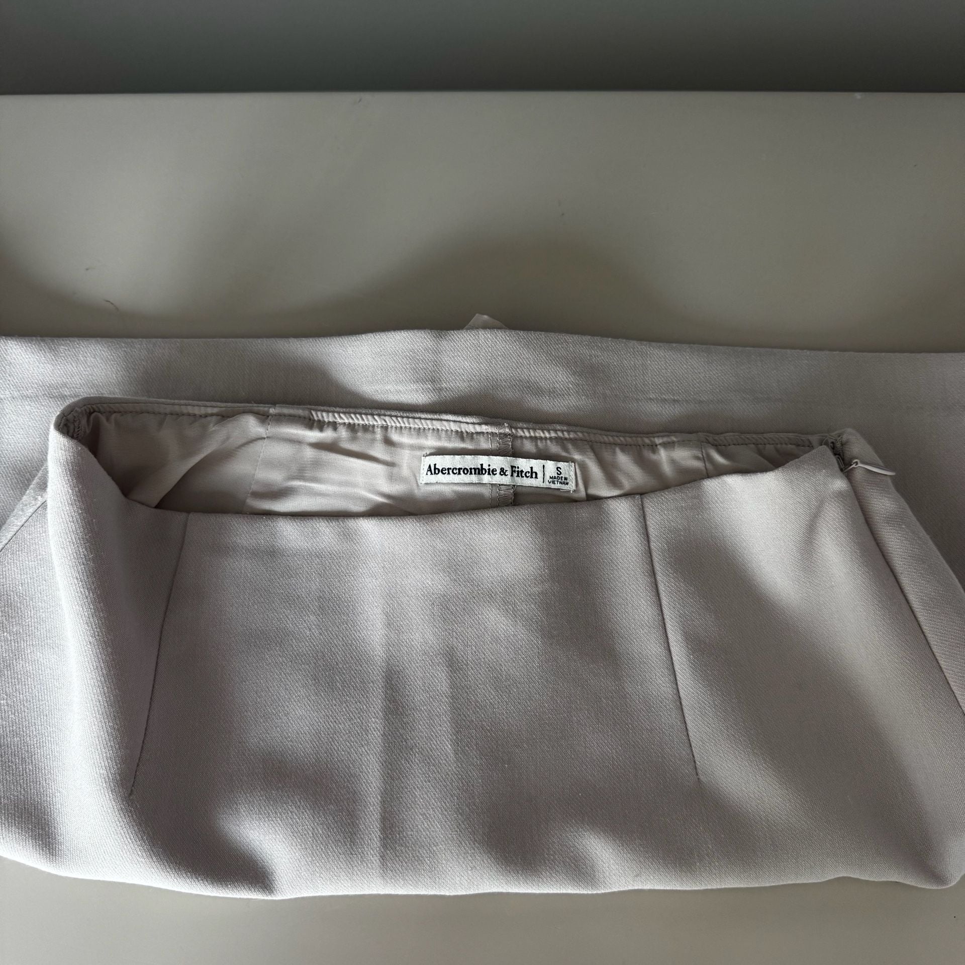 A&f mini skort size: small 5