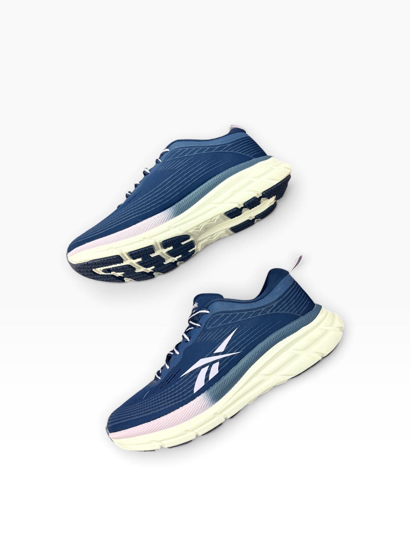 Reebok Road Strider Women’s Running Shoes 7