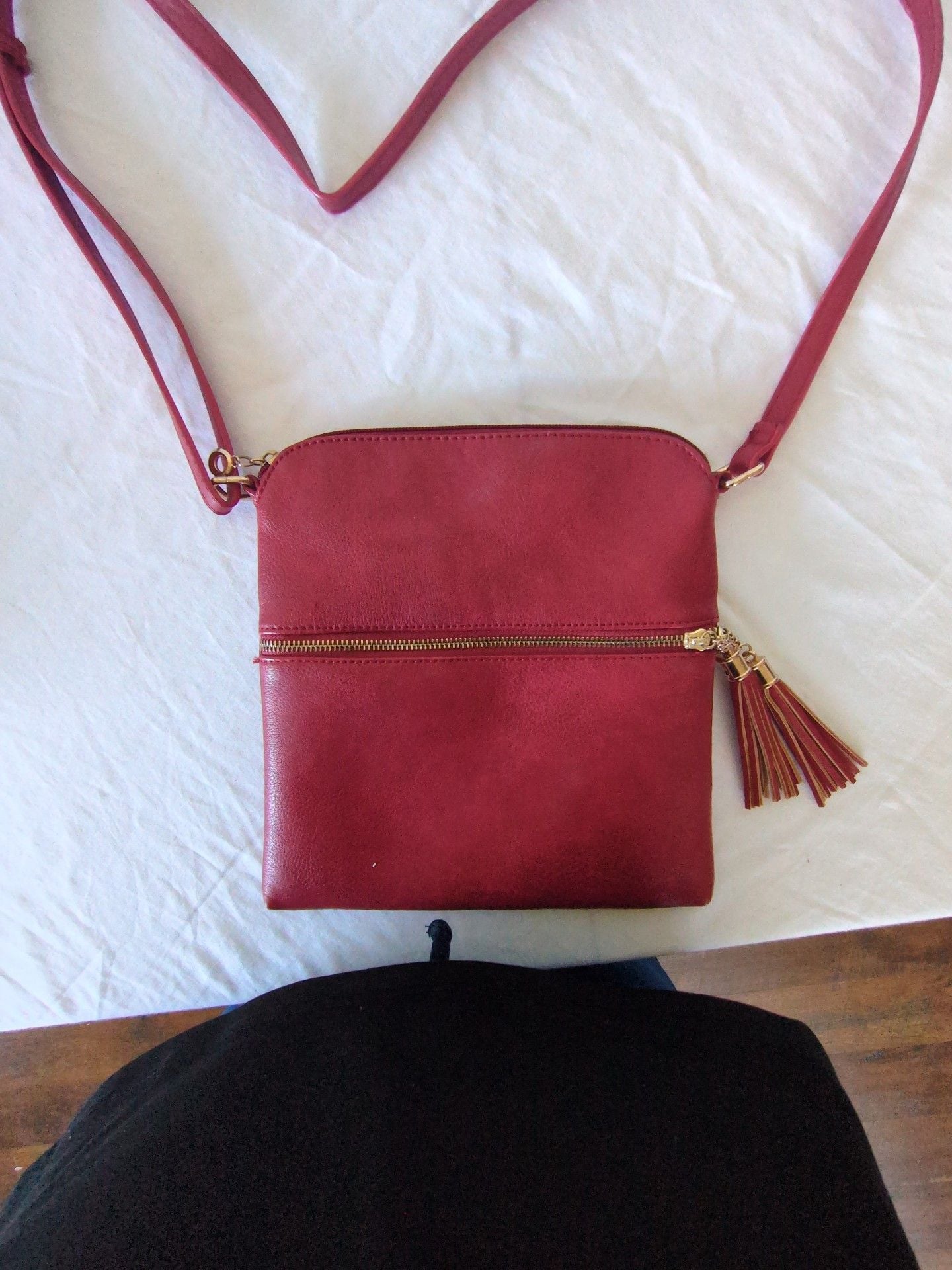 FashionPuzzle Tassel Zip Pocket Crossbody Bag Red 2