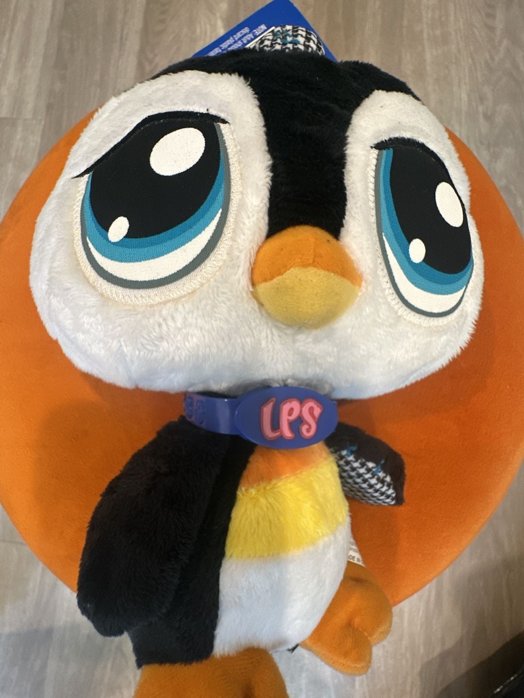 Littlest Pet Shop VIP Penguin Plush Stuffed Animal Toy 5