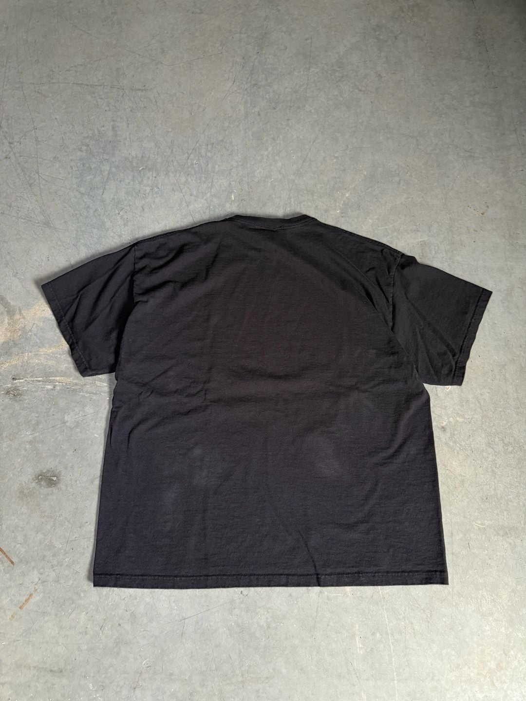 The Mountain Three Wolf Moon T-Shirt Size XL 3
