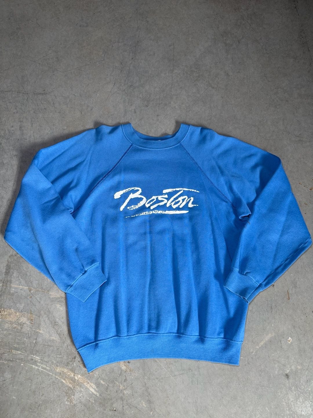 80s Hanes Raglan Boston Sweatshirt 2