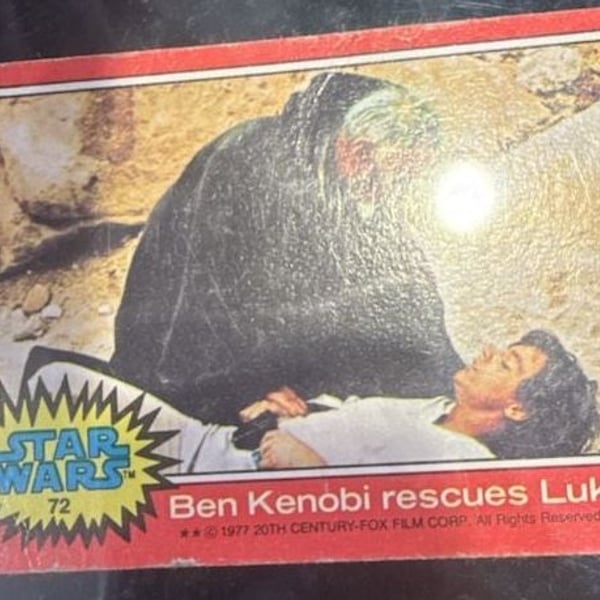 1977 STAR WARS Topps Series 2 (Red) Card #72 Ben Kenobi rescues Luke