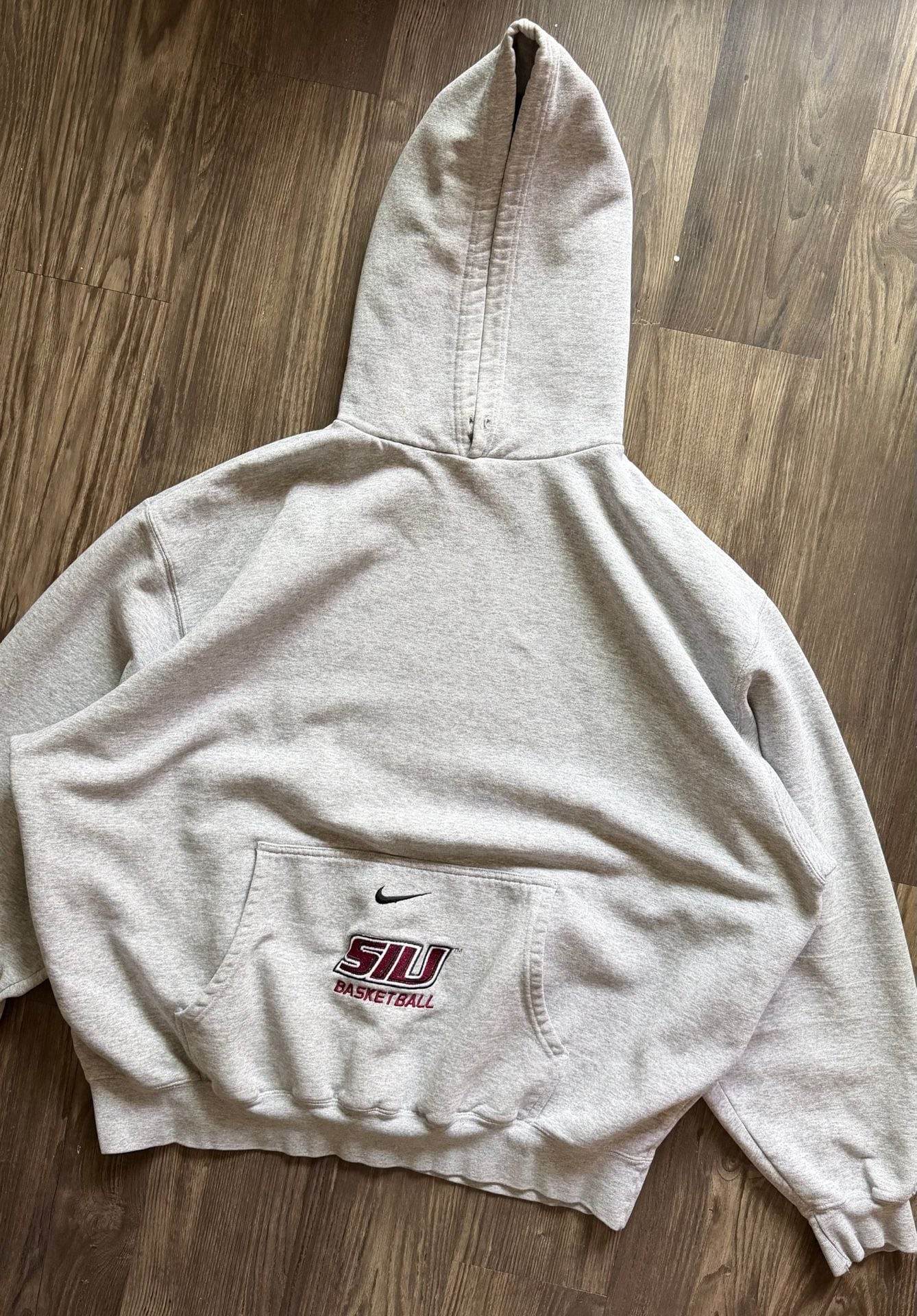 Vintage Y2K Nike Team Southern Illinois University Basketball Hooded Sweatshirt 2