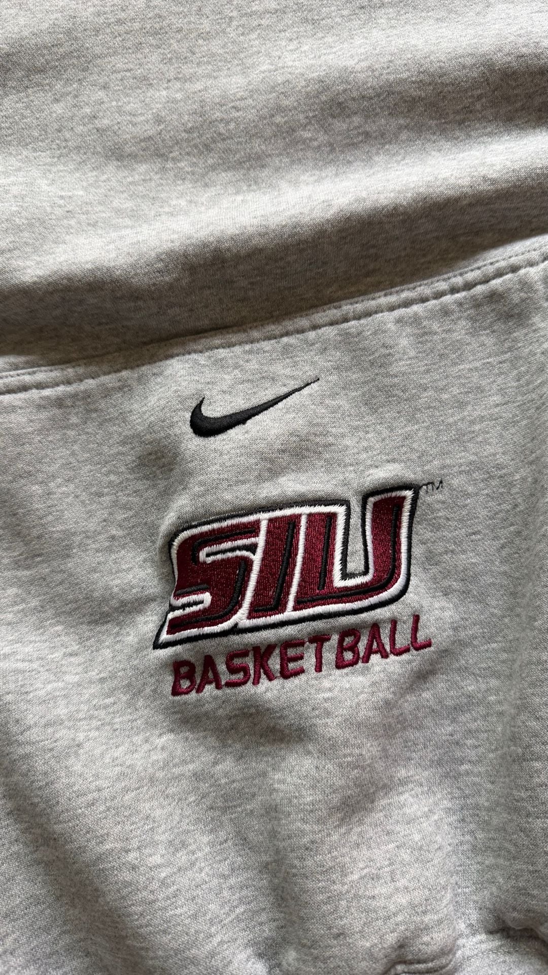 Vintage Y2K Nike Team Southern Illinois University Basketball Hooded Sweatshirt 4