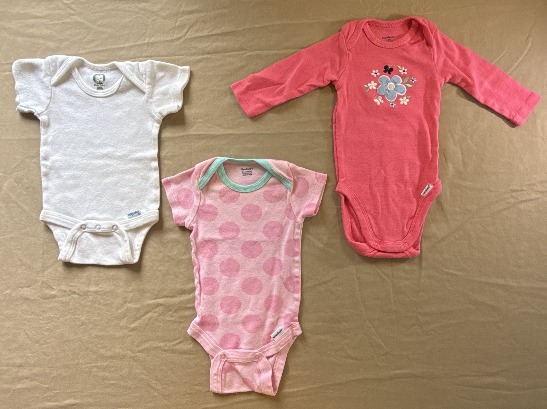 Gerber Baby Girl Bodysuits 0-3 Months 3-Pack Assorted 1