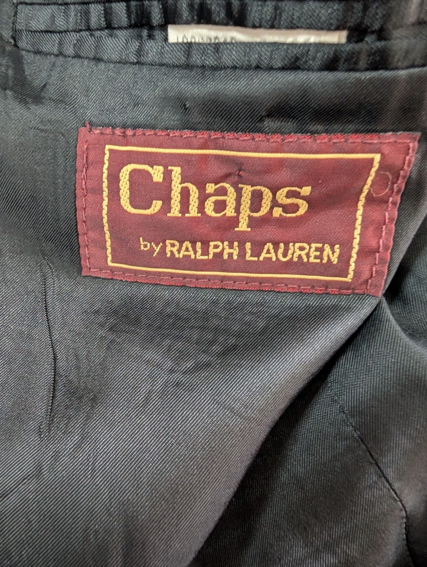 Chaps by Ralph Lauren suit Size 43R Gray Wool Glen Plaid Jacket and pants. 3