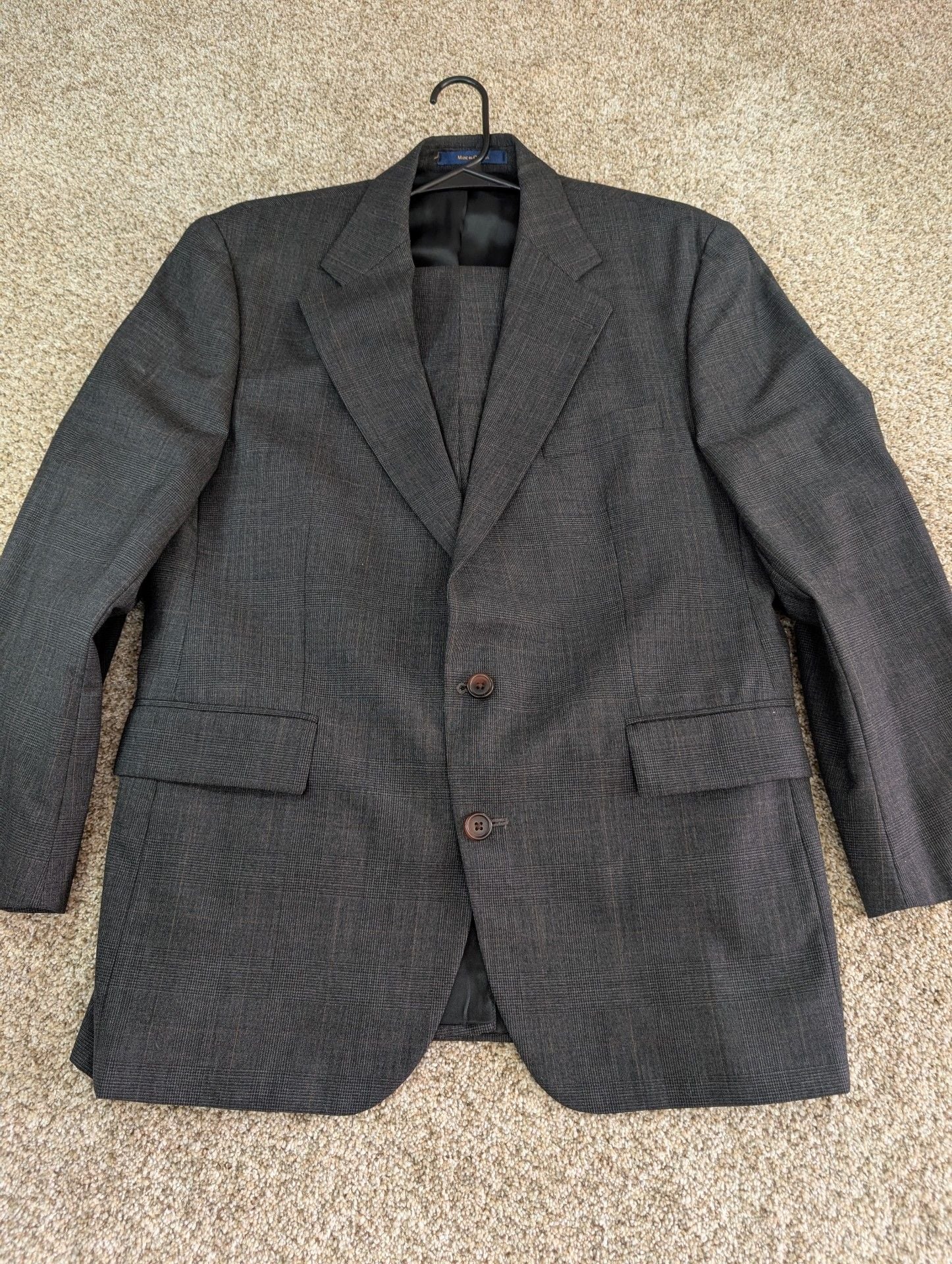 Chaps by Ralph Lauren suit Size 43R Gray Wool Glen Plaid Jacket and pants. 15