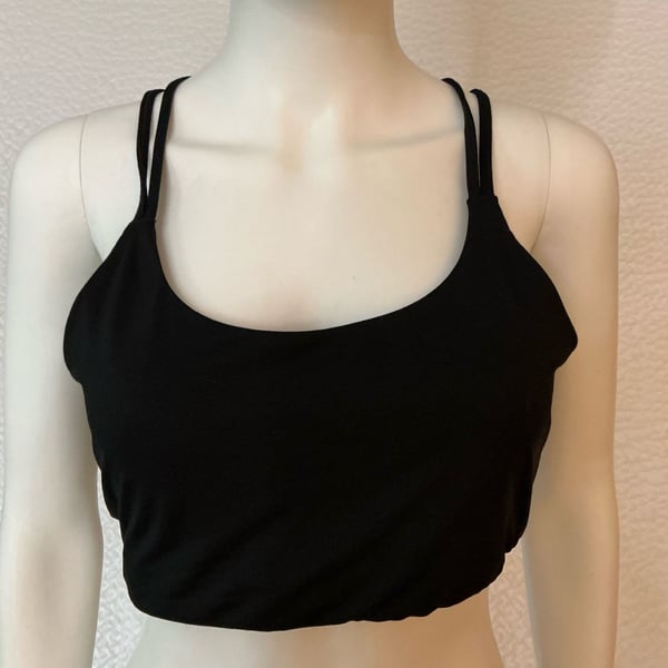 Fabletics Activewear Tank Size L Black Cropped Built-in Bra Top