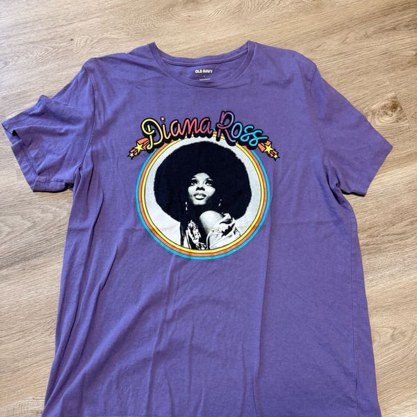 Old Navy Diana Ross Graphic T-Shirt Size L Purple