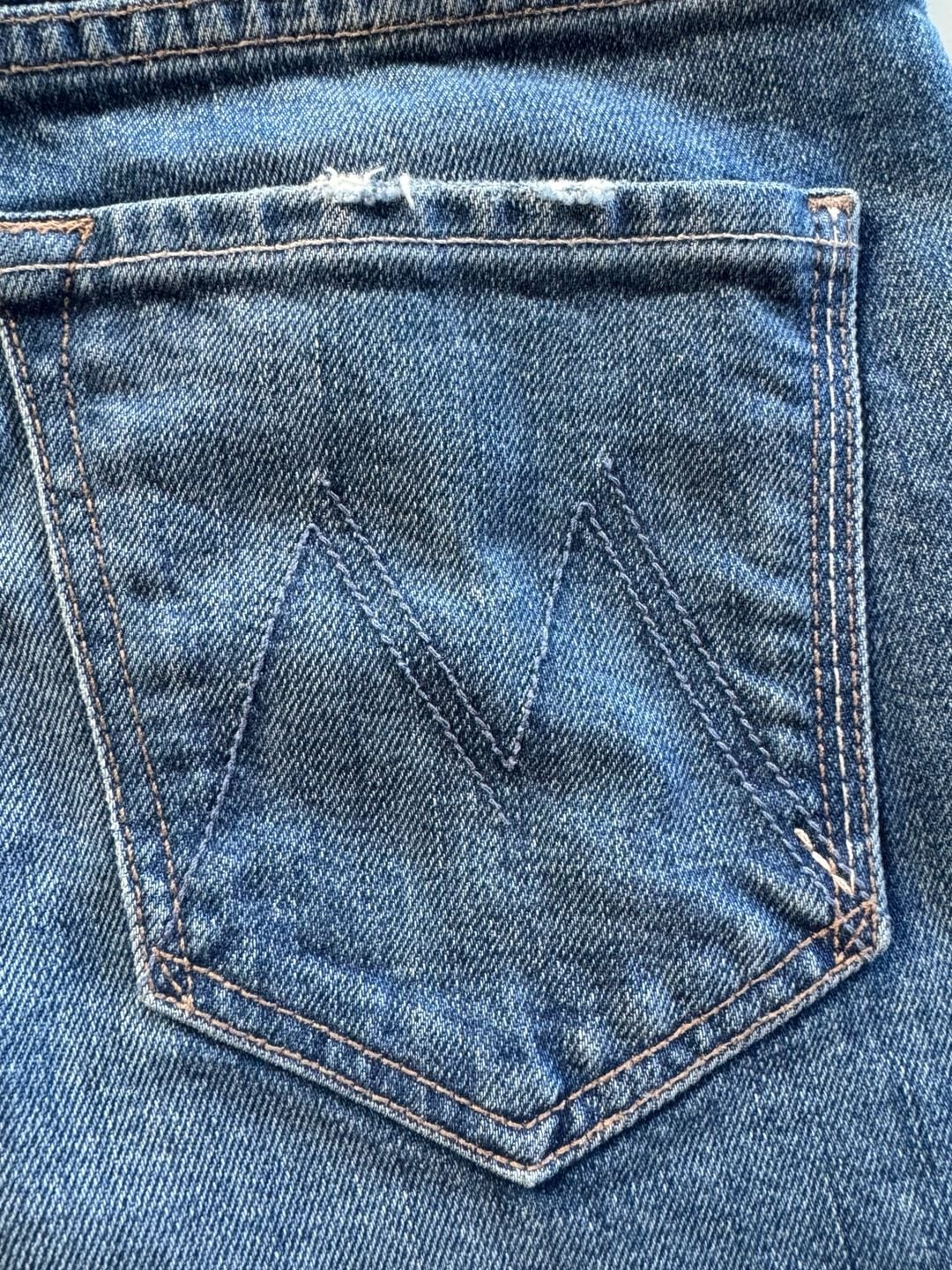 Mother Smokin High-Waisted Frayed Cut-Off Shorts Size 24 Blue Denim 8