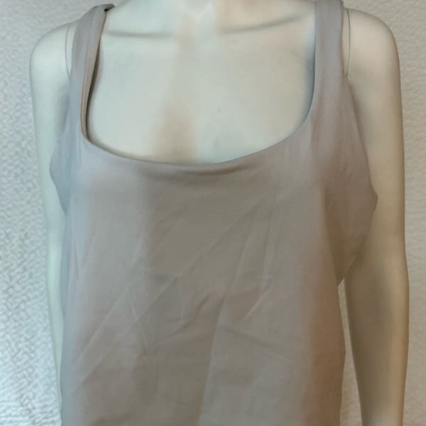 Fabletics Active Tank Top Beige Scoop Neck Cutout Back M-L