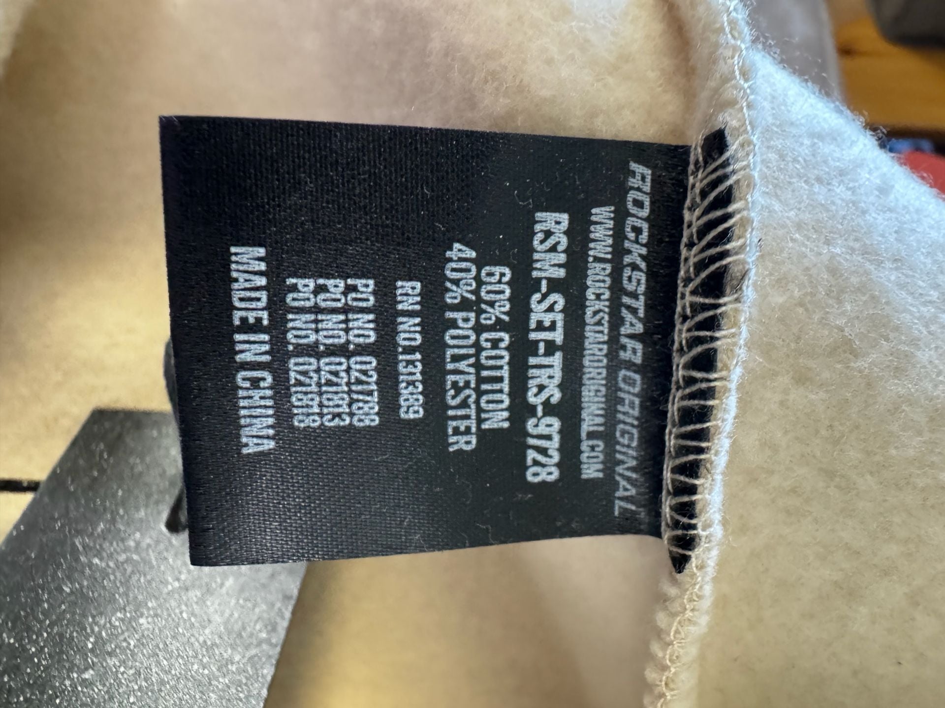 NWT Rockstar Original Dist Beige Stacked Sweatpants SZ Lg 7