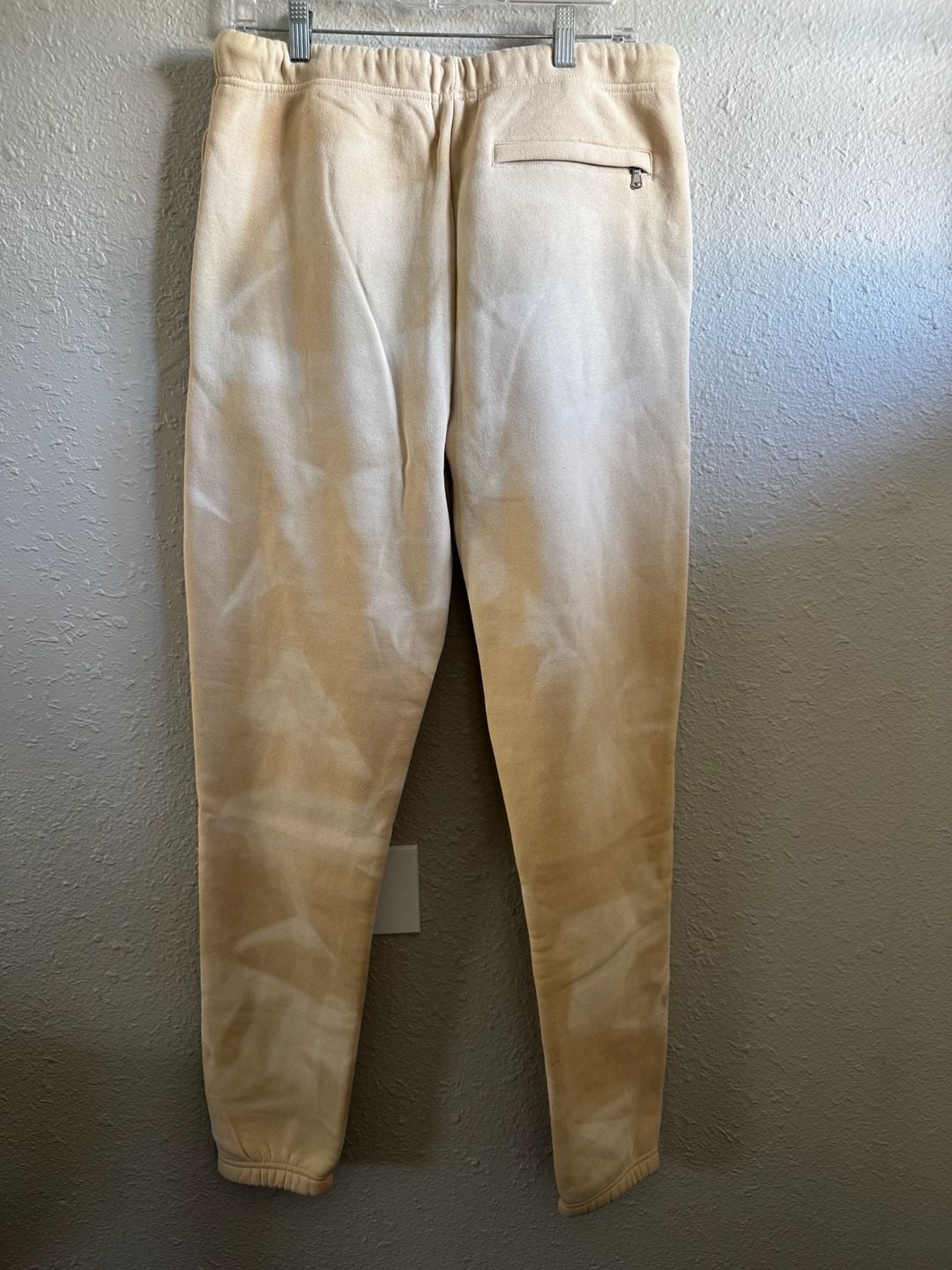 NWT Rockstar Original Dist Beige Stacked Sweatpants SZ Lg 9