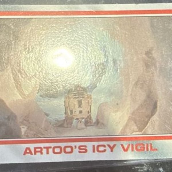 1980 Topps Empire Strikes Back #29 Artoo's Icy Vigil
