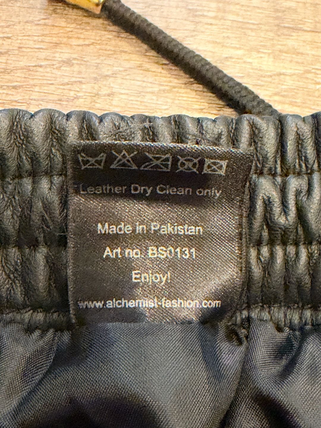 Product thumbnail 6