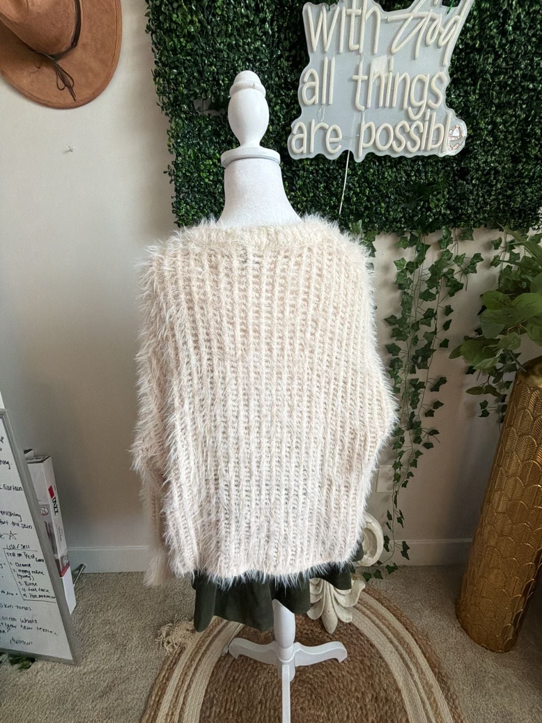 Universal Thread Cream Fuzzy Knit Pullover Sweater XL 5