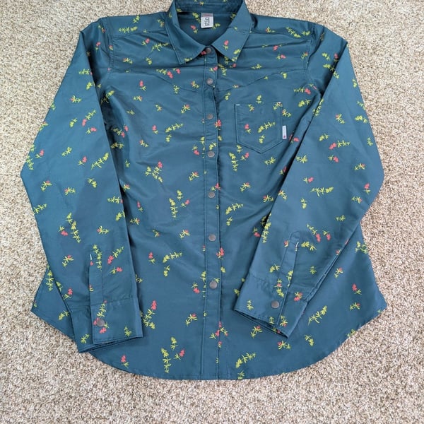 Stio Long Sleeve Button Down Shirt Size Large Green Floral Print