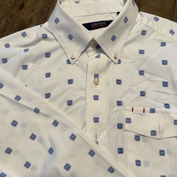 Cremieux Performance Button Up Shirt Size M White Blue Geometric Print