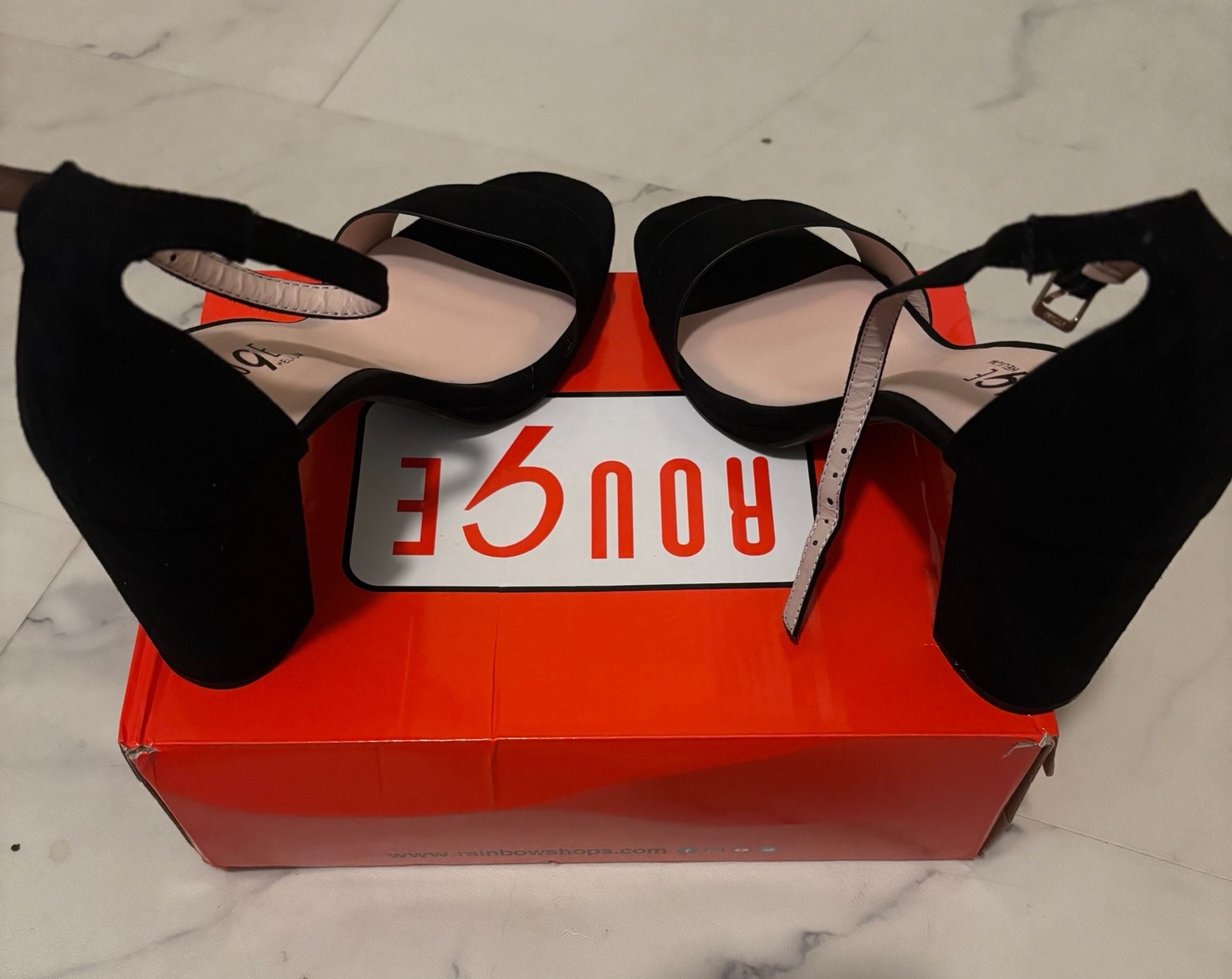 Rouge Helium Black Suede Block Heel Sandals Size 10 3