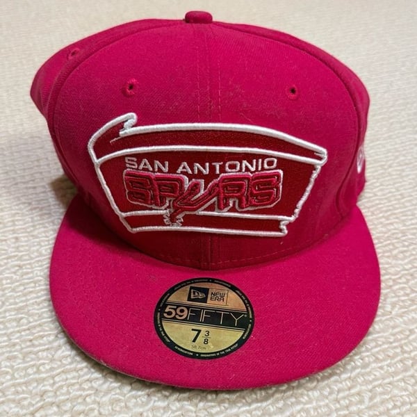New Era San Antonio Spurs 59Fifty Hat Size 7 3/8 Pink