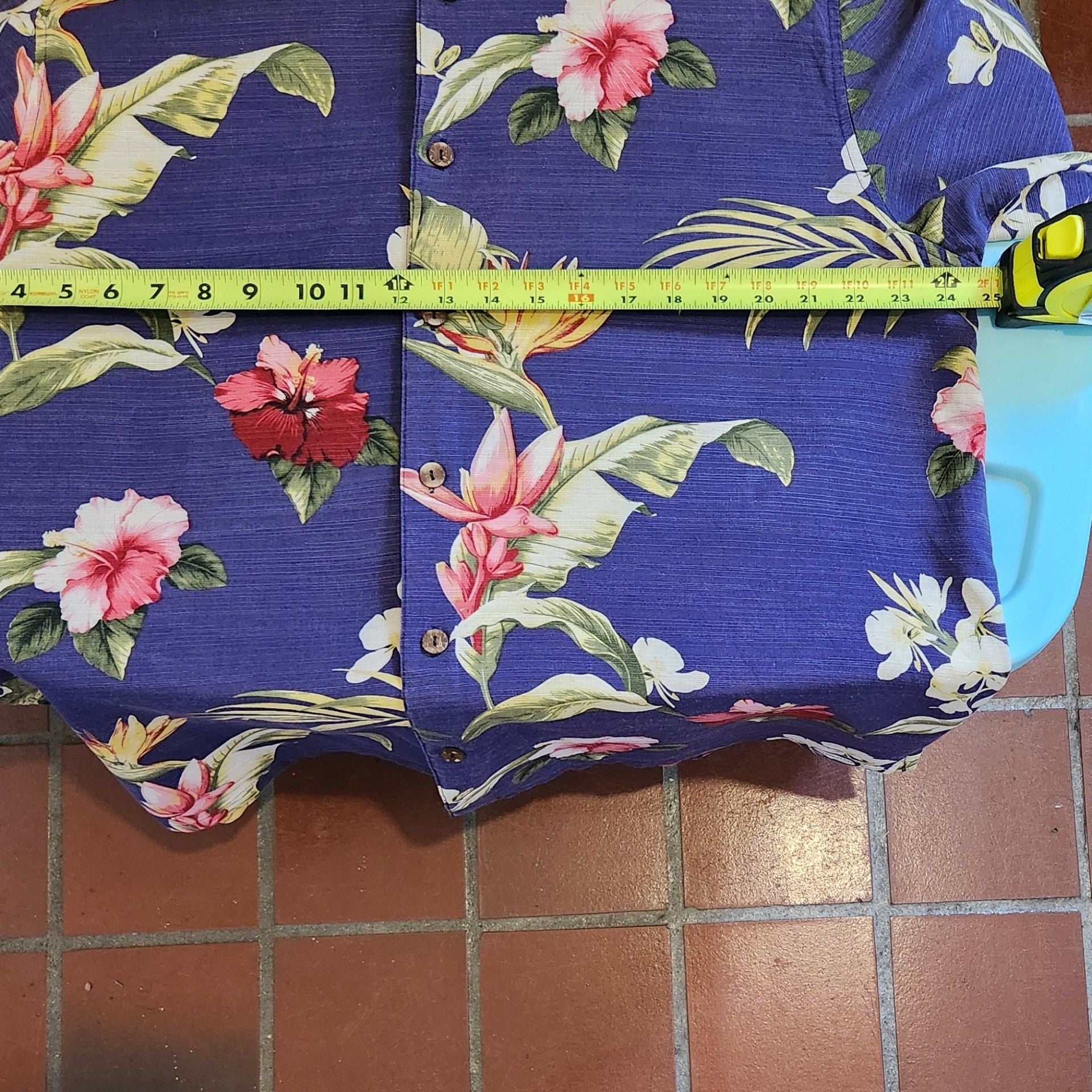 Island Republic Silk Hawaiian Shirt Size XL Purple Floral Camp Short Sleeve 6