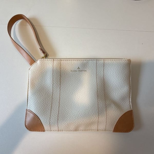 Globe-Trotter ANA Amenity Wristlet Pouch Tan White Travel Clutch