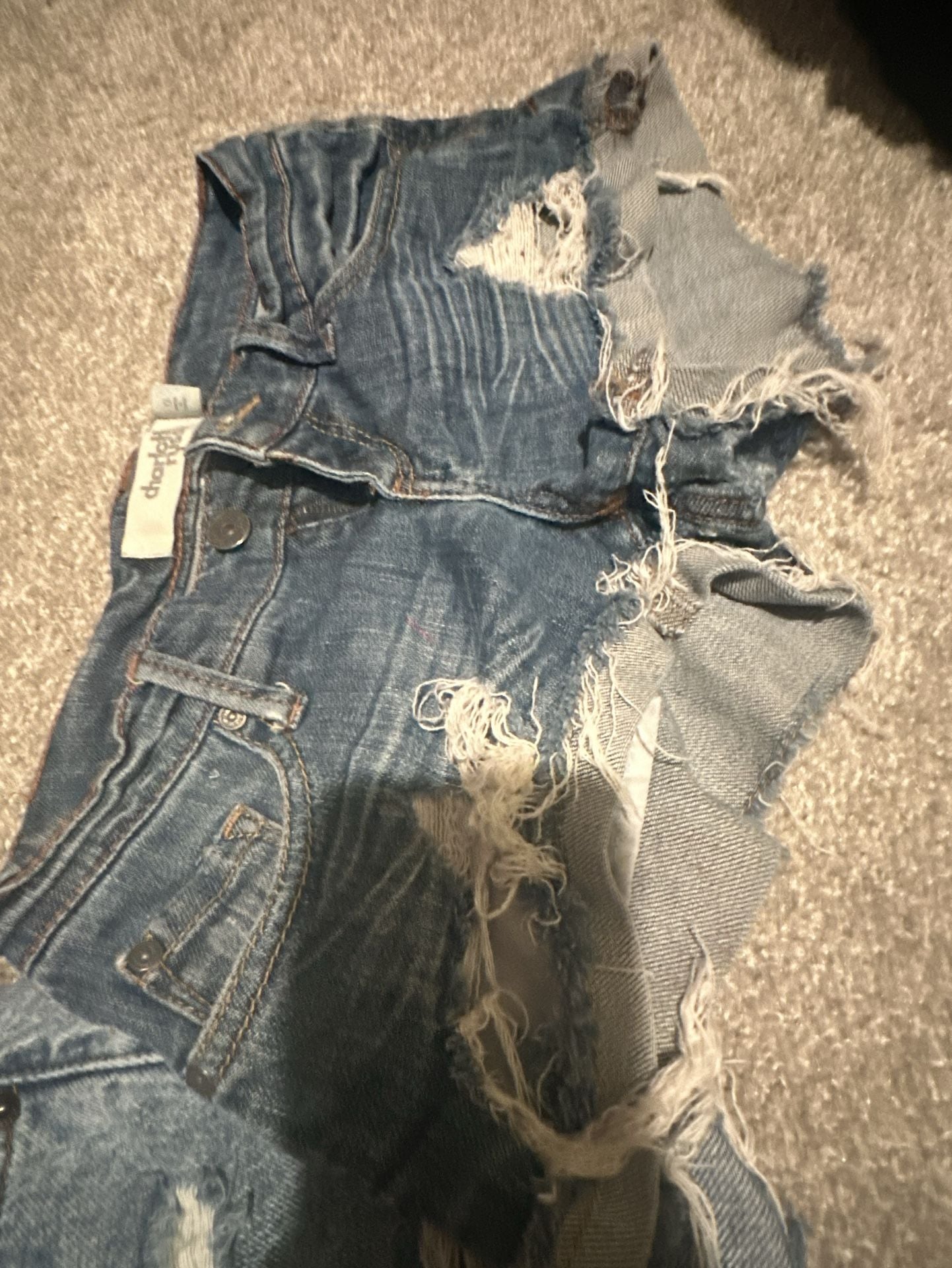 Avery & Co. Distressed Denim Shorts Size 00 Blue Raw Hem and Charlotte Russe 0 shorts 3