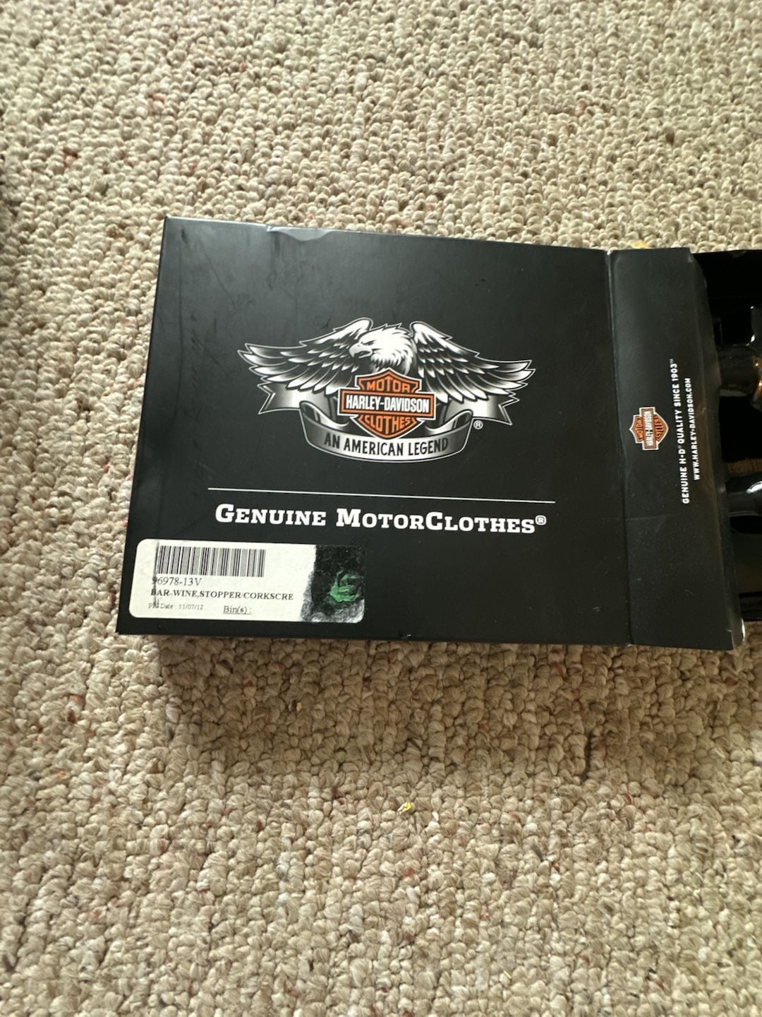 Harley-Davidson Bar And Shield Wine Stopper Corkscrew Set 2