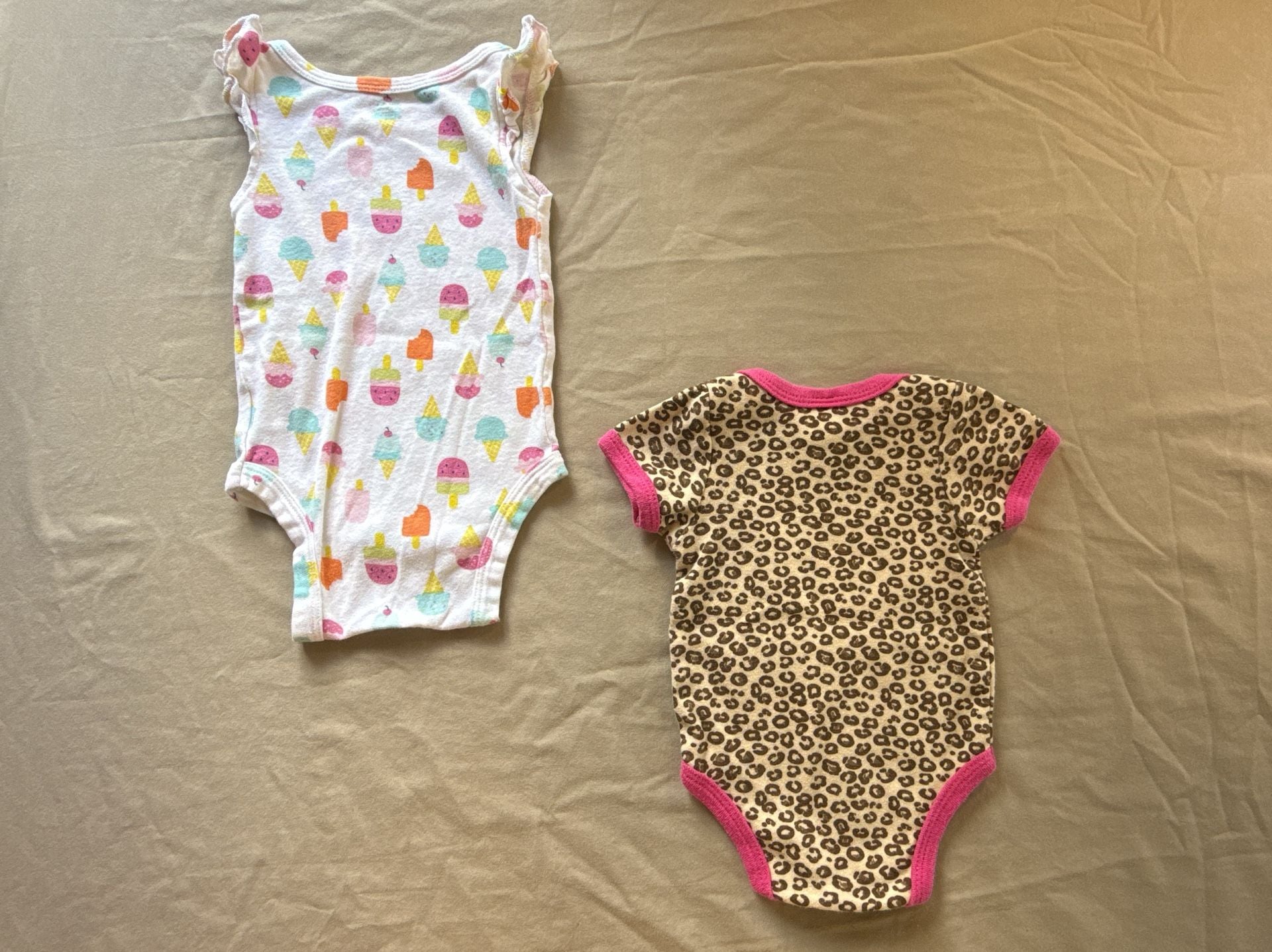 Gerber & Fisher-Price Baby Bodysuits Size 6-9M Lot of 2 2