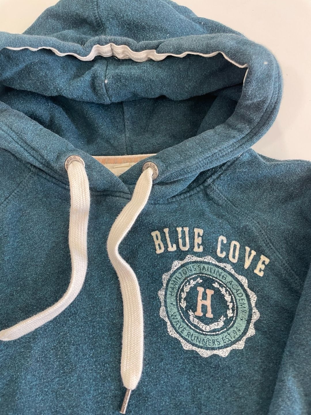 Label of Graded Goods Blue Cove Hamilton Sailing Academy Hoodie Size S Blue 3