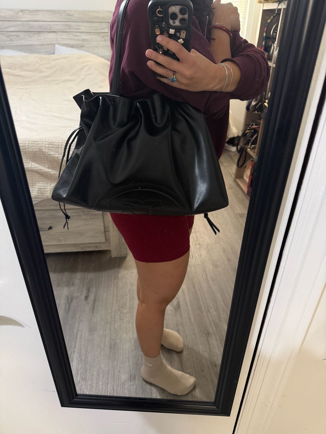 Tory Burch Ella Natuura Drawstring Tote Black Patent Leather 11