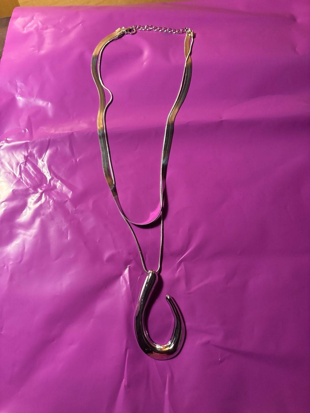 Gold Geometric U-Shaped Pendant Necklace and Earrings Set 5