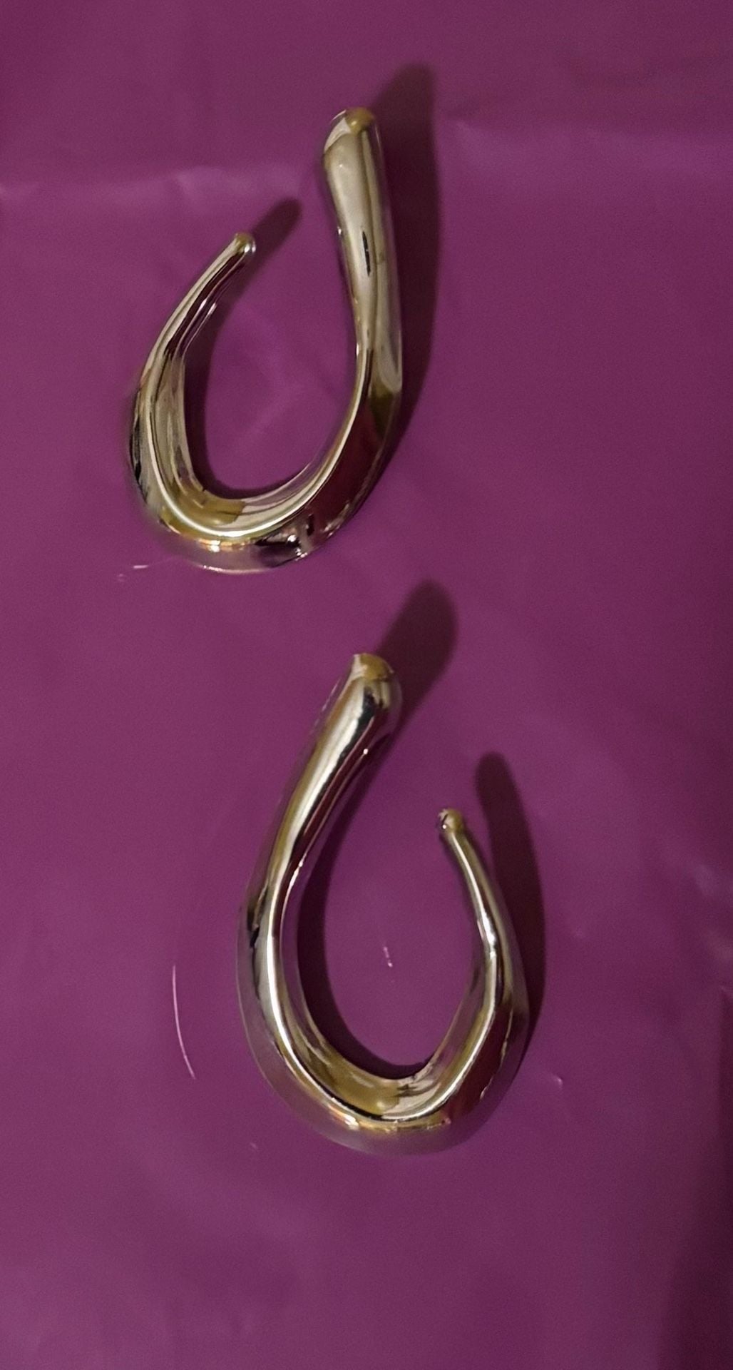 Gold Geometric U-Shaped Pendant Necklace and Earrings Set 8