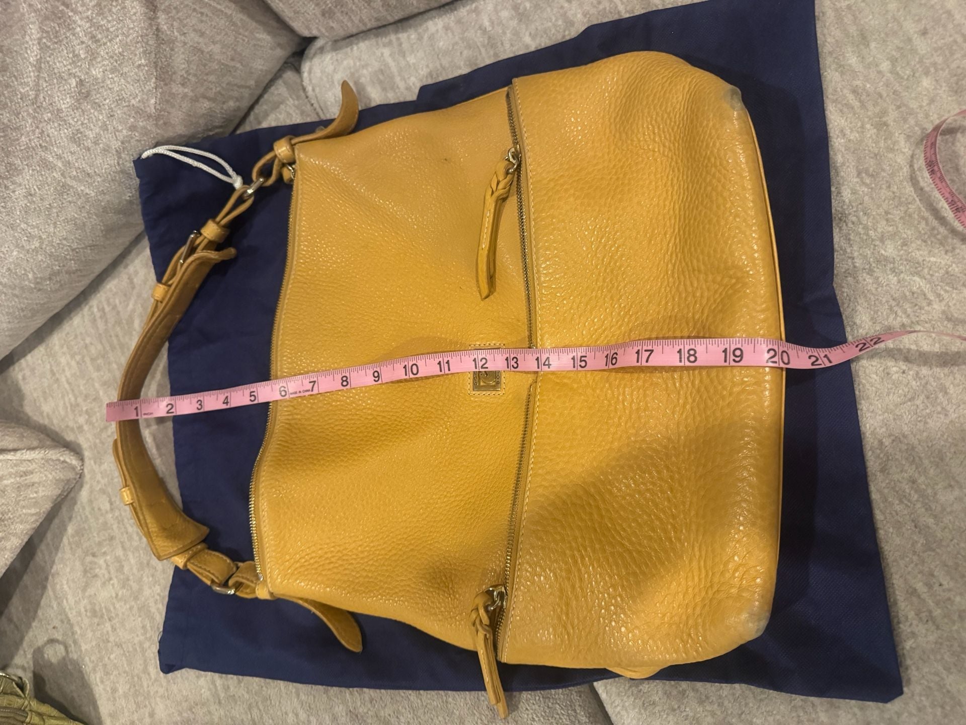 Dooney & Bourke Dillen Sac Yellow Mustard Leather Hobo Shoulder Bag 9