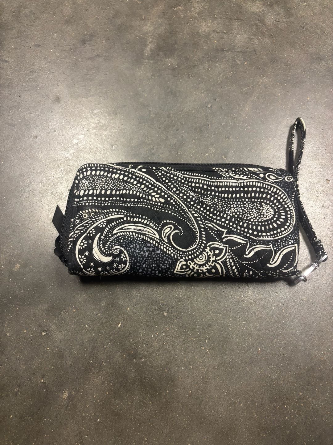 Vera Bradley Stellar Paisley RFID Tech Wristlet Quilted Cotton Wallet 8