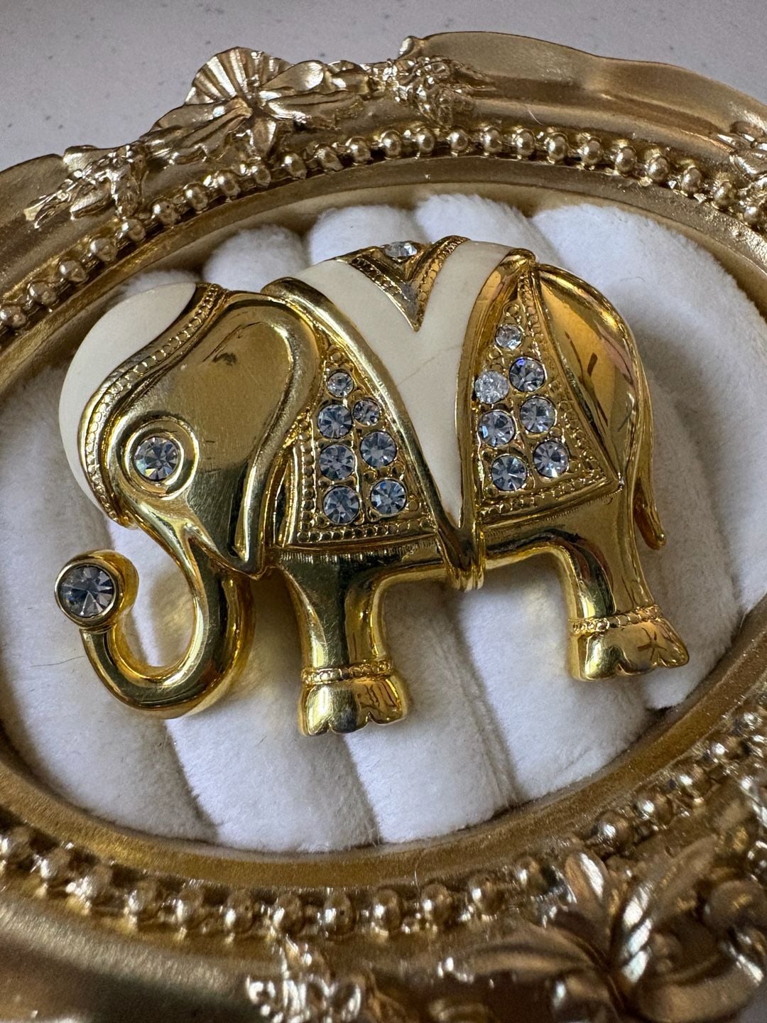 Kenneth Jay Lane KJL for Avon Elephant Brooch Pendant Gold Tone Rhinestone 2