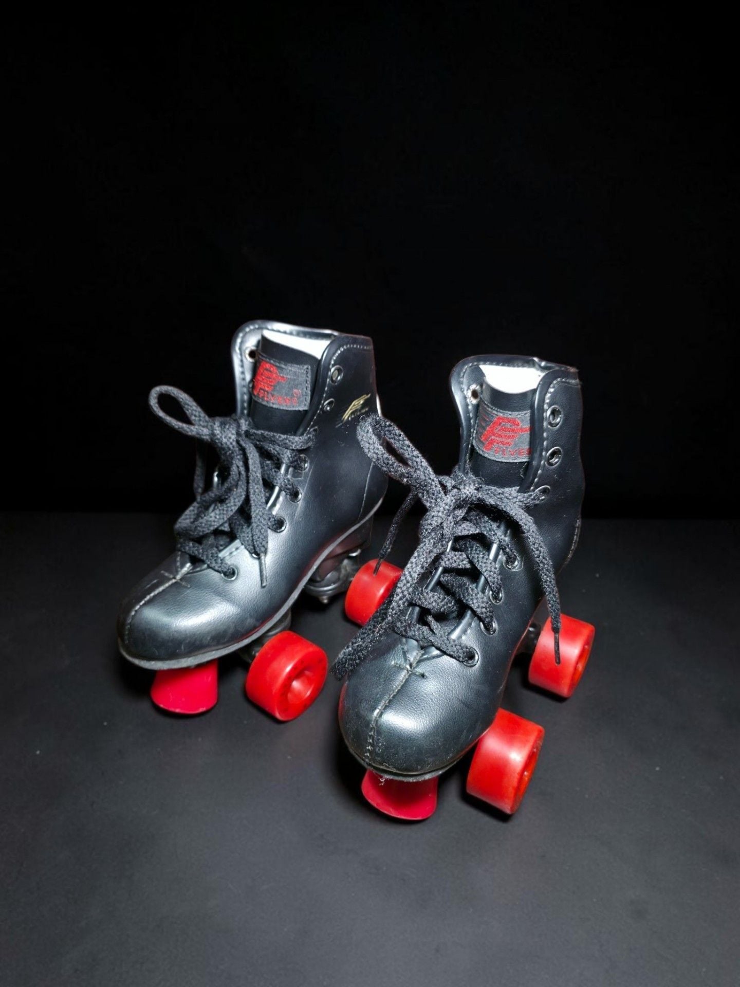 Flyers Black Quad Roller Skates with Red Wheels Size 11.5 kids 13